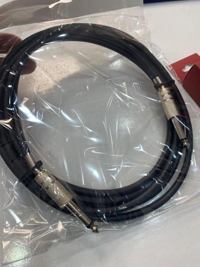 3 MT. Enstrüman Kablosu + Akort Aleti Seti 