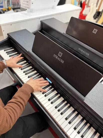 Strauss STP-310BK Siyah Dijital Piyano