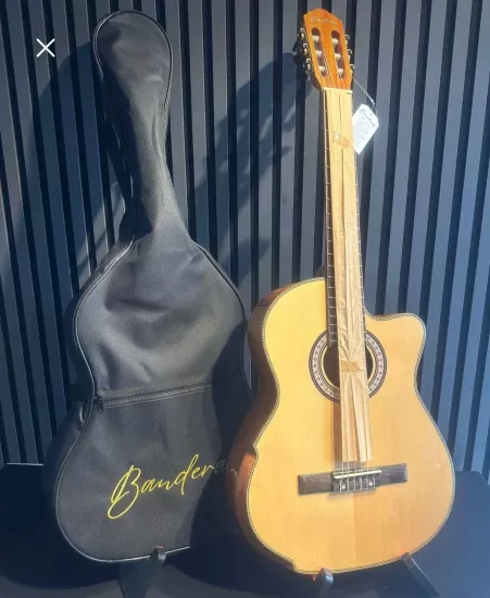 Banderas Real Serisi Kesik Kasa Klasik Gitar